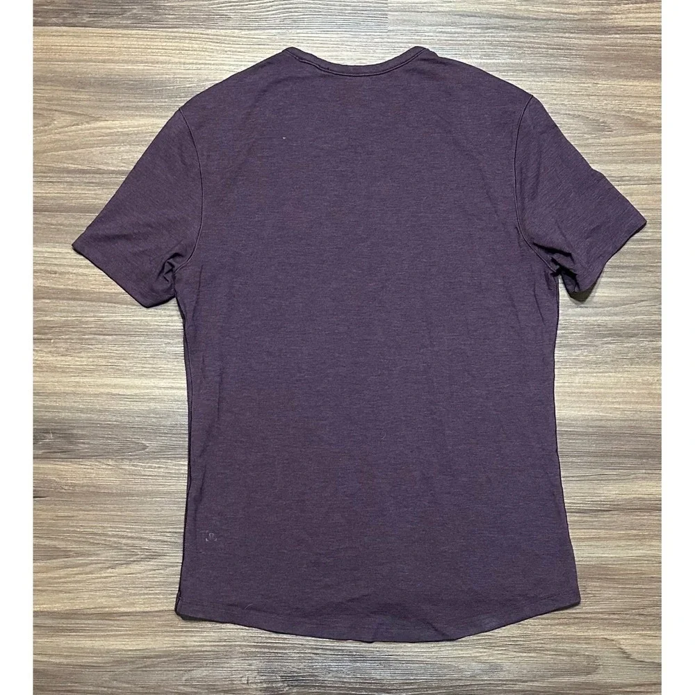 Lululemon Mens 5 Year Short Sleeve Basic Tee Training Shirt Purple Sz M - Picture 5 of 6